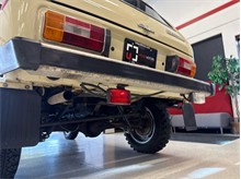 Vehicle Thumb #95