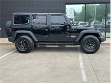 Vehicle Thumb #9