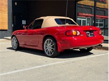 Vehicle Thumb #17