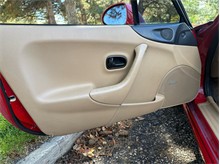 Vehicle Thumb #22