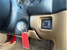 Vehicle Thumb #26