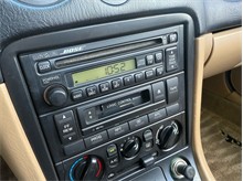 Vehicle Thumb #28