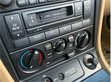 Vehicle Thumb #29