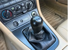 Vehicle Thumb #31