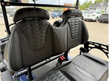 Vehicle Thumb #22