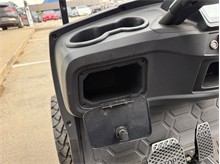 Vehicle Thumb #25