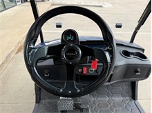Vehicle Thumb #26