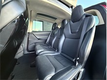 Vehicle Thumb #36