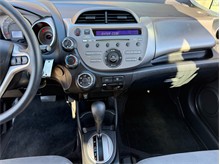 Vehicle Thumb #30