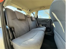 Vehicle Thumb #36