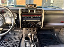 Vehicle Thumb #23