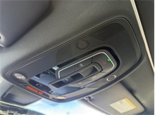 Vehicle Thumb #38