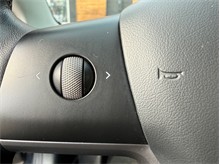 Vehicle Thumb #30