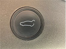 Vehicle Thumb #27