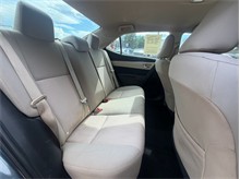 Vehicle Thumb #26