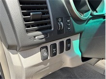 Vehicle Thumb #31