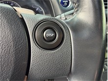Vehicle Thumb #32