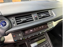 Vehicle Thumb #34