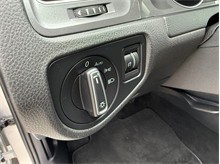 Vehicle Thumb #29