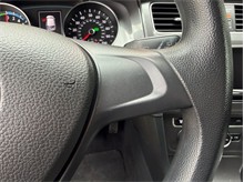 Vehicle Thumb #32