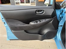 Vehicle Thumb #24