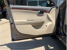 Vehicle Thumb #18