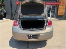 Vehicle Thumb #21