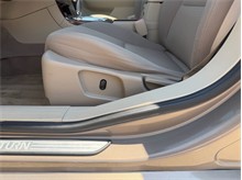 Vehicle Thumb #22