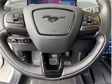 Vehicle Thumb #30