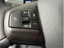 Vehicle Thumb #31