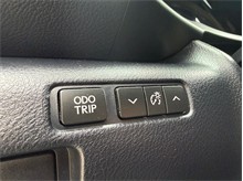 Vehicle Thumb #29