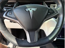 Vehicle Thumb #25