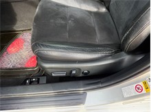 Vehicle Thumb #25