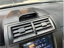 Vehicle Thumb #33
