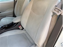 Vehicle Thumb #24