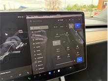 Vehicle Thumb #33