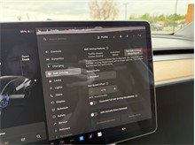 Vehicle Thumb #36