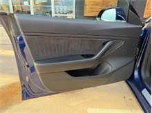 Vehicle Thumb #14
