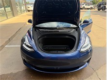Vehicle Thumb #16