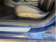 Vehicle Thumb #21