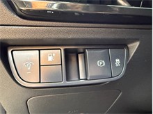 Vehicle Thumb #30
