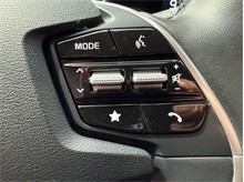 Vehicle Thumb #33