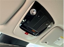 Vehicle Thumb #47