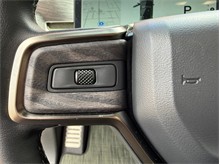 Vehicle Thumb #26