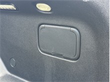 Vehicle Thumb #45