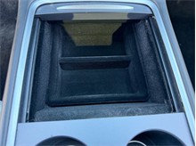 Vehicle Thumb #31