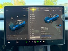 Vehicle Thumb #43