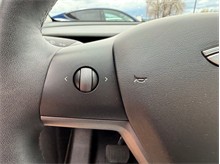 Vehicle Thumb #31