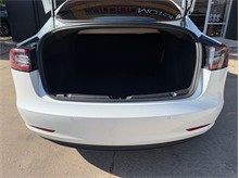 Vehicle Thumb #22