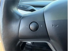 Vehicle Thumb #32